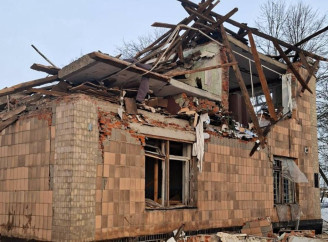 Російські війська атакували аграрне підприємство на Шосткинщині: є загиблі та поранена