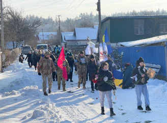 Віддав молоде життя за Україну: Кролевеччина провела в останню путь 19-річного добровольця Руслана Григоришина