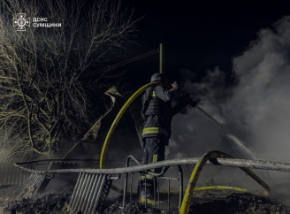 Трагедія на Шосткинщині: під час нічної пожежі загинули батько та син