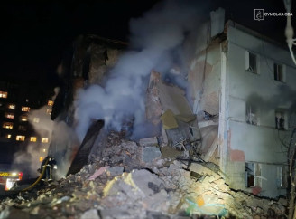 Ворожі дрони пошкодили житлові будинки та адміністративні приміщення в Шосткинській громаді