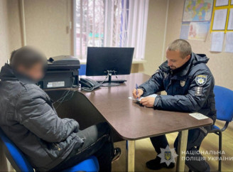 Відібрав рюкзак і гроші: на Сумщині затримали грабіжника, який пограбував 16-річного хлопця