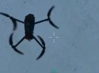 Прикордонники з Мукачева нищили укриття, авто та засоби зв’язку росіян на Сумському напрямку (відео)