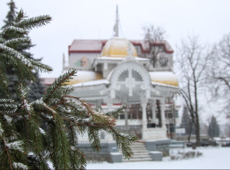 Засніжені Суми – зимові фото міста
