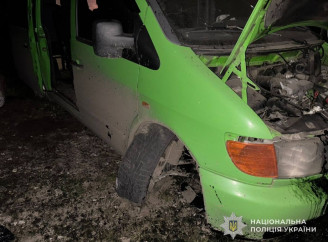 Зіткнення Audi та Mercedes на Роменщині: у лікарні опинилася жінка з двома дітьми