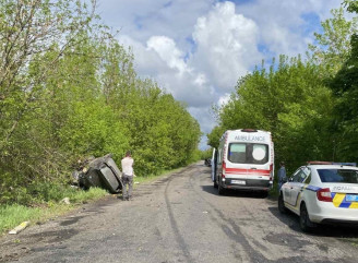Аварія поблизу Охтирки: під час обгону травмувалися троє людей