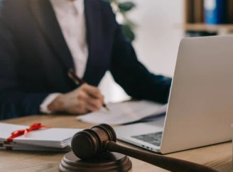 В каких делах необходимо обязательное участие адвоката по уголовным делам 