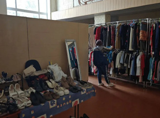 Де у Сумах отримати безоплатну допомогу – одяг, продукти, речі першої потреби