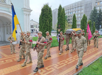 У Сумах провели в останню путь двох героїв-захисників України
