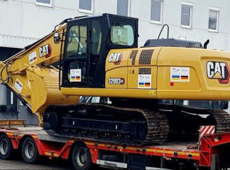 Сумські комунальники отримали спецтехніку від уряду Німеччини на 213 тисяч євро