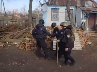 Порятунок під вогнем: «Білі янголи» евакуювали літнє подружжя та жінку з інсультом