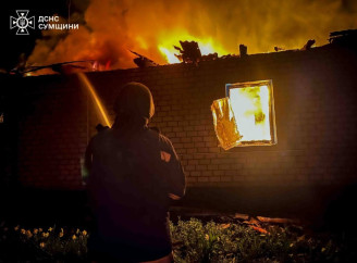 Рятувальники ліквідували пожежу в Березівській громаді після ворожого удару