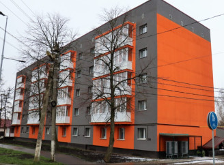 У Тростянці відновили пошкоджену багатоповерхівку за допомогою зелених технологій