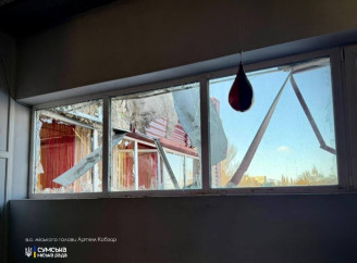 У Сумах зафіксували повторний удар БпЛА: тепер по торговельному центру