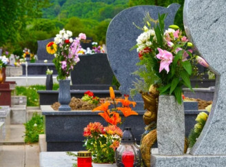 Похоронний набір. Як правильно підібрати та де купити