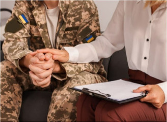 Новий сервіс для захисників: у ЦНАПі Сум з’явився фахівець із супроводу ветеранів та їхніх родин