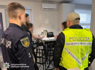 Українці ошукали громадян ЄС на 15 млн грн: викрито мережу кол-центрів