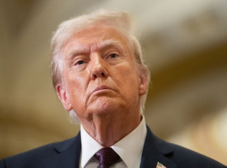 Трамп вважає, що Зеленський готовий пожертвувати Кримом заради миру