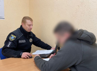 Обікрав знайому та власника авто: у Шостці затримали серійного зловмисника