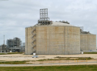 ЄС хоче остаточно відмовитися від газу з Росії до 2027 року