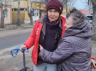 Евакуація під обстрілами: «Білі янголи» вивезли жителів Есманської громади до безпечних місць