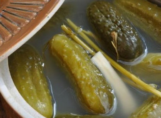 Допомога кишківнику та ризик інсульту: як правильно вживати розсіл без шкоди для здоров'я