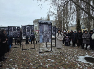 У Ромнах відкрили Алею Надії на честь зниклих безвісти та полонених захисників