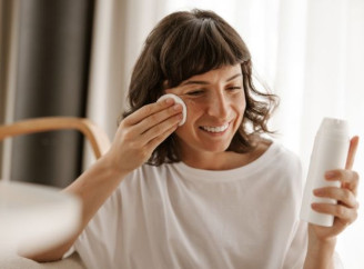 5 засобів, яких достатньо для догляду за обличчям