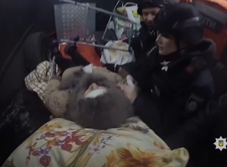 Евакуація під вогнем у Великописарівській громаді: «Білий янгол» врятував трьох людей