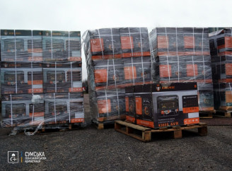 На Сумщину надійшла гуманітарна допомога з Польщі: привезли 50 генераторів