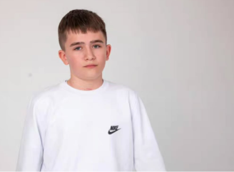 Поранений під час атаки дрона на ТЦК у Сумах підліток перебуває у тяжкому стані