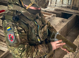 Небезпечний «сюрприз» у будівлі ферми: вибухотехніки ліквідували бойову частину російського БпЛА