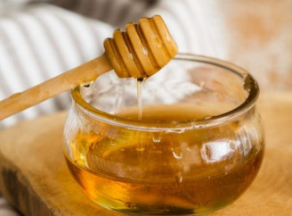 Мед: з чим не варто його поєднувати для збереження здоров'я