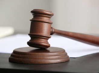 Охтирський суд виніс умовний вирок військовослужбовцю, який тяжко поранив сина під час домашньої суперечки