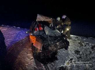 Один загиблий та один госпіталізований: наслідки зіткнення автівок у Конотопському районі