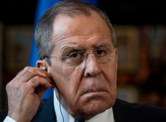 Лавров в інтерв'ю Карлсону назвав частину умов для завершення війни в Україні