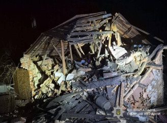 Наслідки ранкової атаки на Суми: троє поранених та зруйноване житло