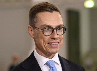 Президент Фінляндії запропонував Трампу дедлайн для припинення вогню в Україні