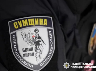 «Білі янголи» евакуювали чотирьох жителів прикордоння Сумщини під вибухи 