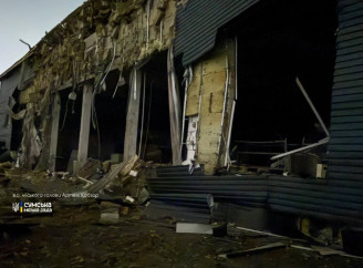 Увечері Суми знову атакували ворожі дрони: є влучання