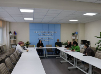 Дані ще 18 зниклих безвісти та полонених захисників розмістять на інформаційному сенсорному терміналі на Театральній площі