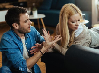 10 фраз, які категорично не можна говорити одне одному у стосунках