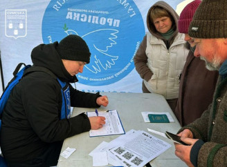 У передмісті Сум ліквідовують наслідки ворожих авіаударів: без газу два будинки