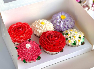 Швидкий бокс-подарунок до 8 березня у Сумах