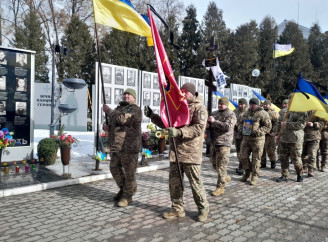 На Роменщині провели в останню путь захисника Віктора Кондратенка
