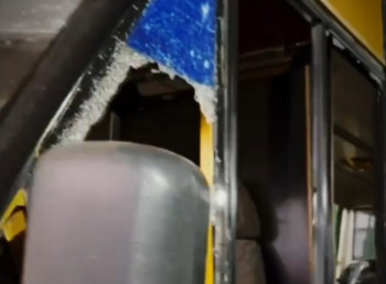 У Сумах під час обстрілу пошкоджено маршрутку
