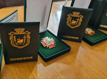 У Лебедині вперше вручили почесну відзнаку «Захисник України – Герой Лебединської громади»
