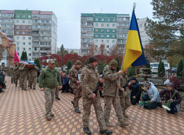 Сум’яни попрощалися із захисником Олегом Колесніком