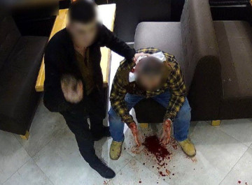Справа про бійку в конотопському кафе: син депутата постане перед судом, а батько переховується