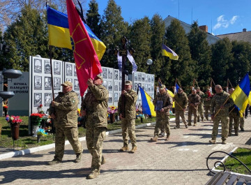 У воїна залишилося шість дітей: Роменщина провела в останню путь Олександра Бондаренка