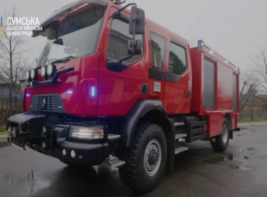 Сумщина отримала новий спеціалізований пожежно-рятувальний автомобіль від польських партнерів фото